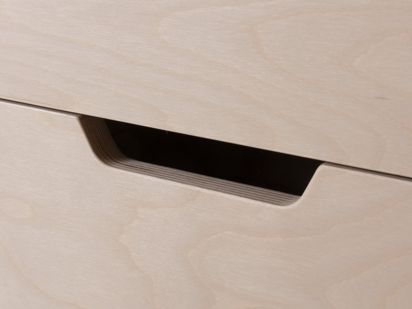 Faro Chest of Drawers