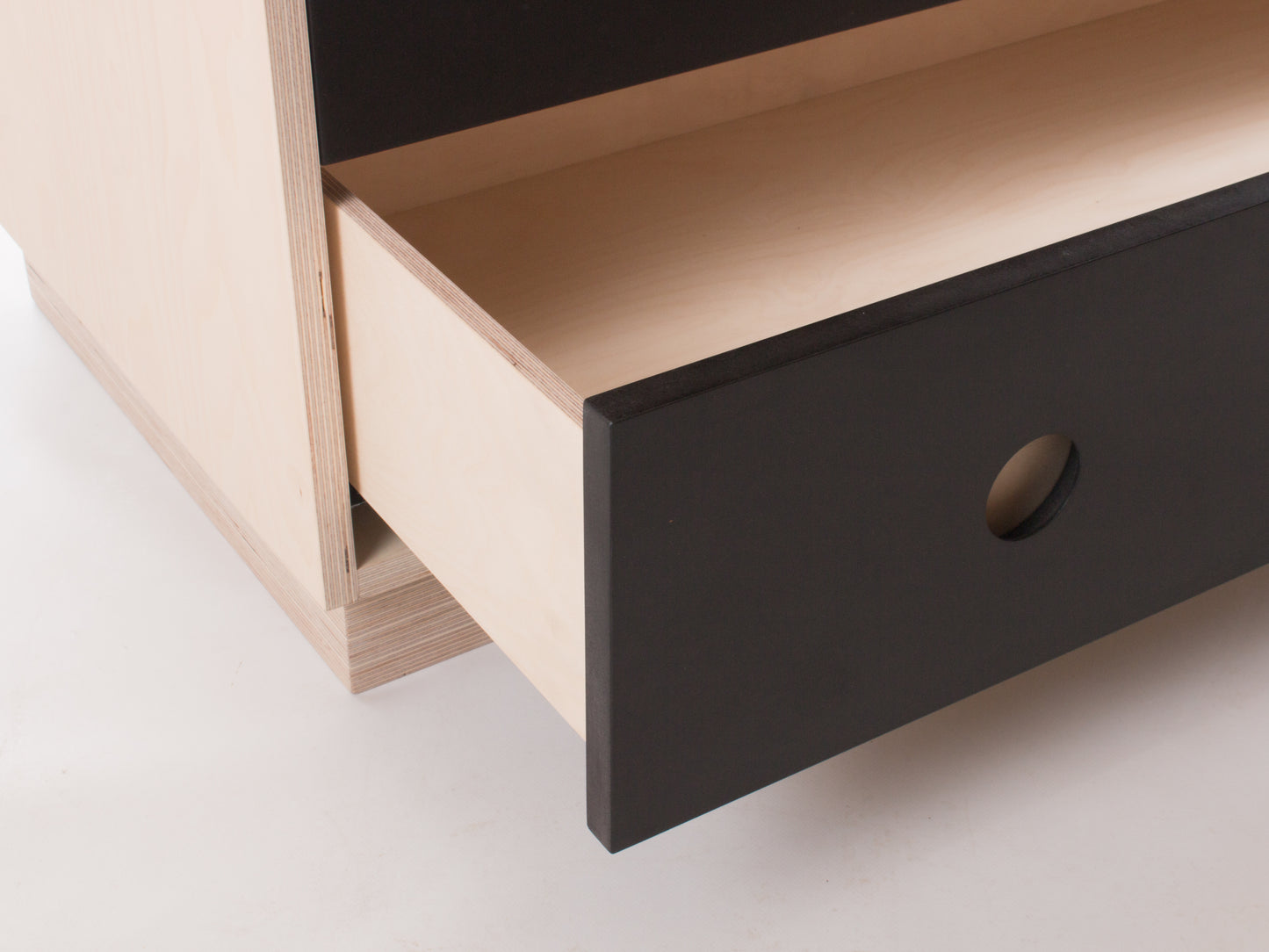 Malmo Wide (Slate) Chest of Drawers