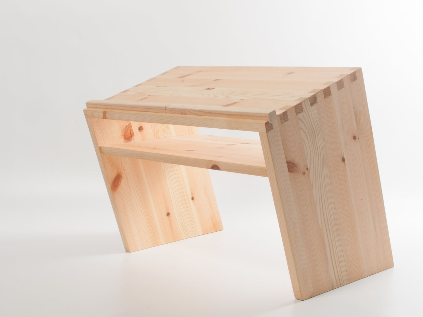 Acute Standing Desk (Pine/Oak)