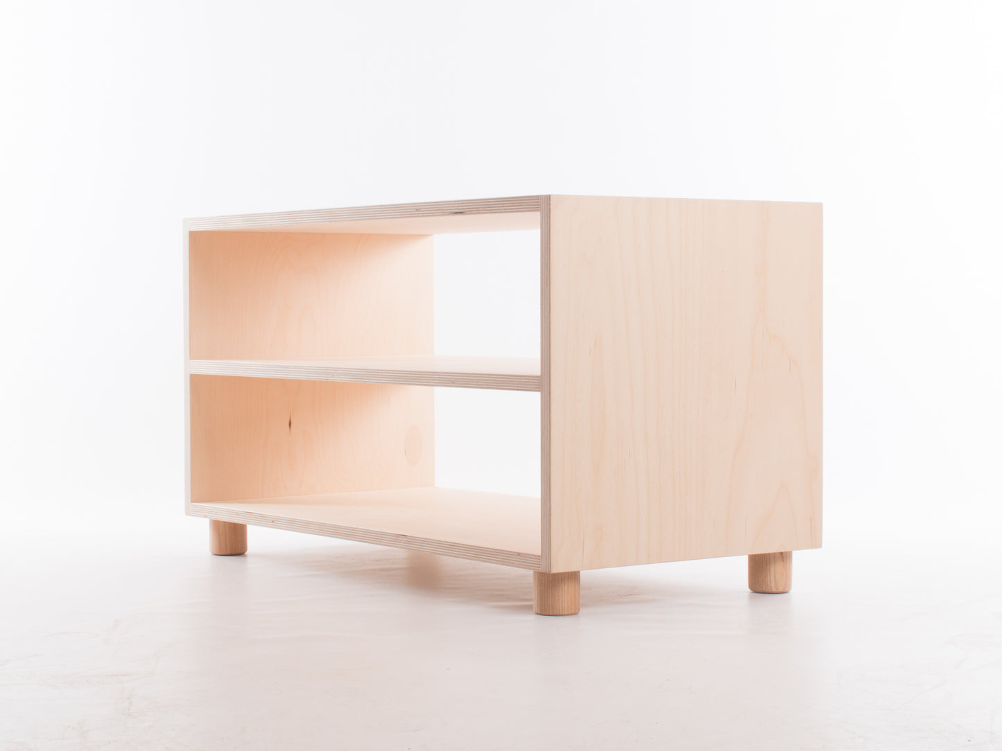 Box Media Unit with Shelf