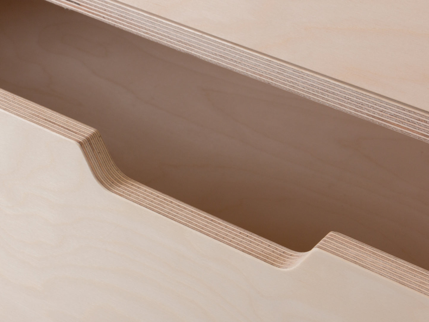 Faro Chest of Drawers