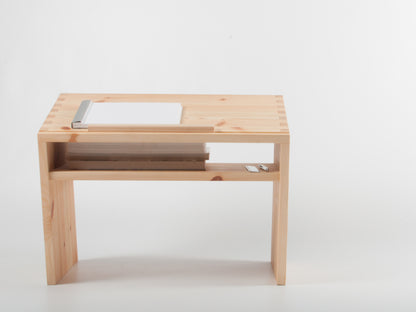 Acute Standing Desk (Pine/Oak)