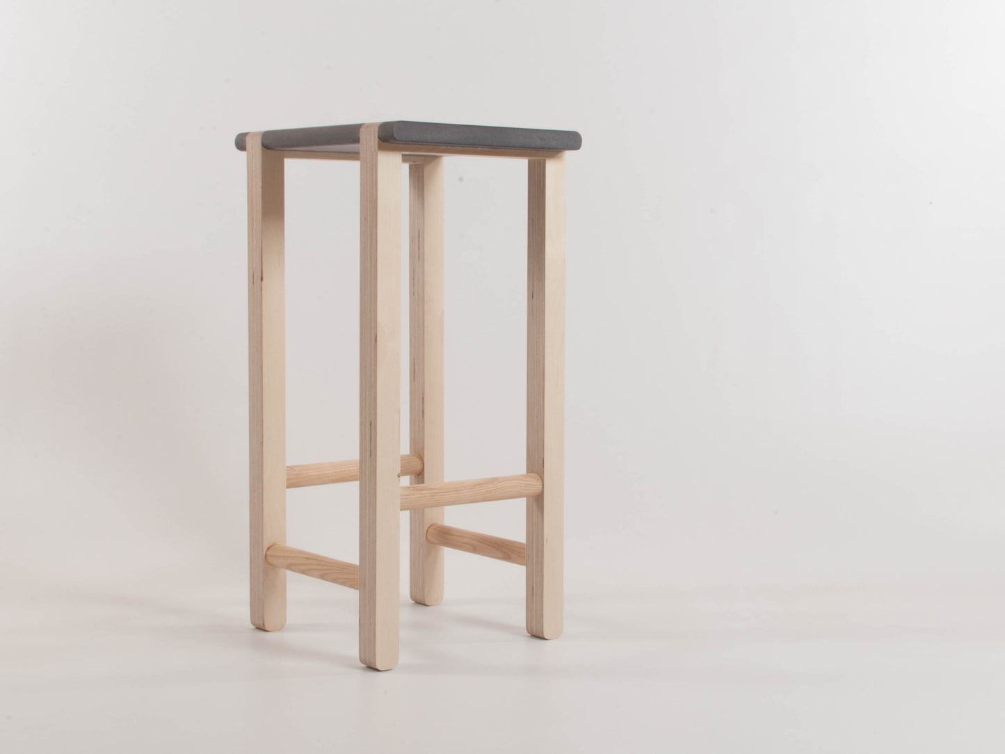 Serif Stool