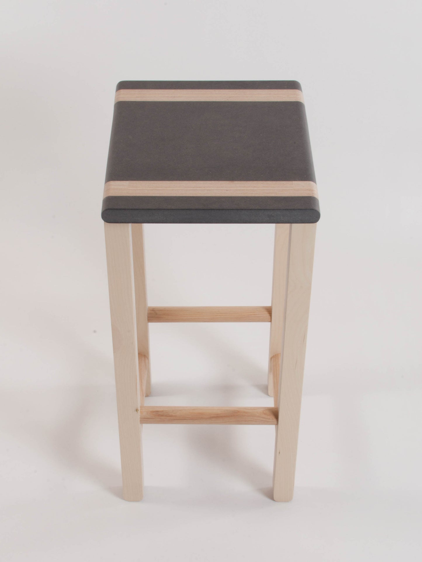 Serif Stool