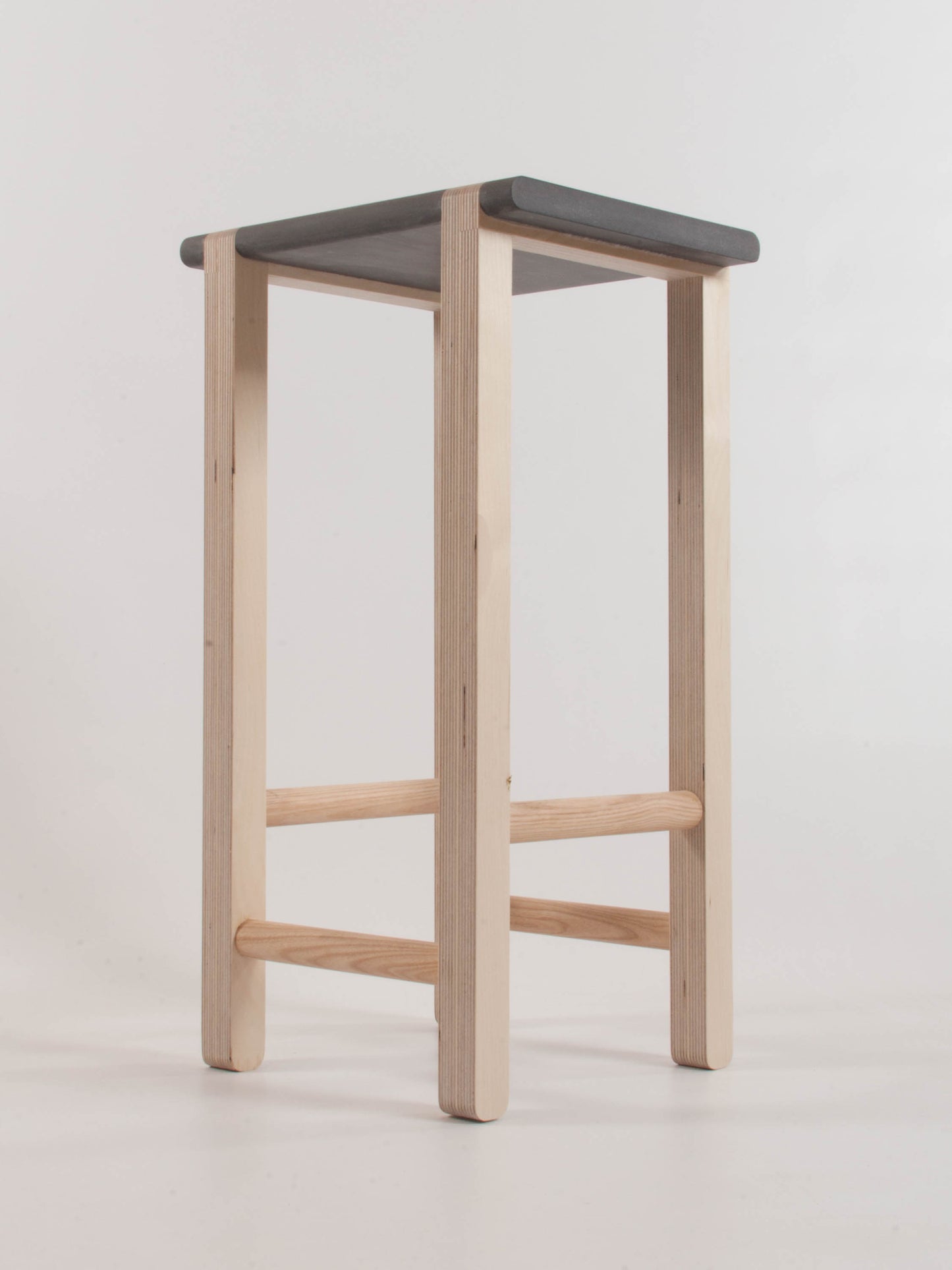 Serif Stool
